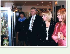 Mrs.  Yushchenko visits the museum